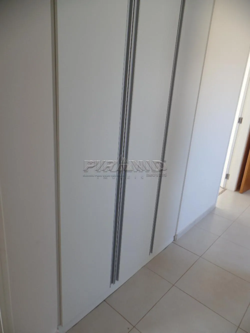 Alugar Apartamento / Padr&atilde;o em Ribeir&atilde;o Preto R$ 1.100,00 - Foto 8