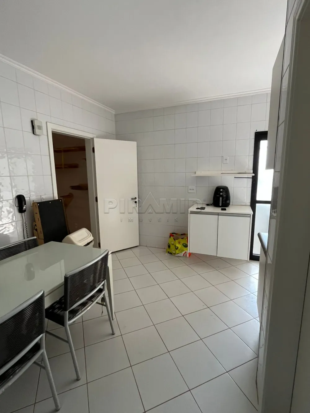 Alugar Apartamento / Padr&atilde;o em Ribeir&atilde;o Preto R$ 2.000,00 - Foto 16