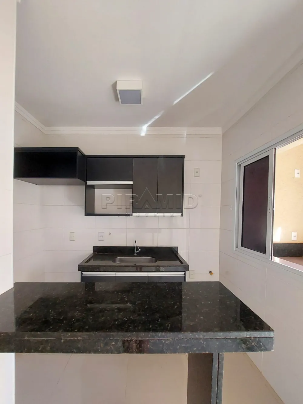 Alugar Apartamento / Padr&atilde;o em Ribeir&atilde;o Preto R$ 950,00 - Foto 9