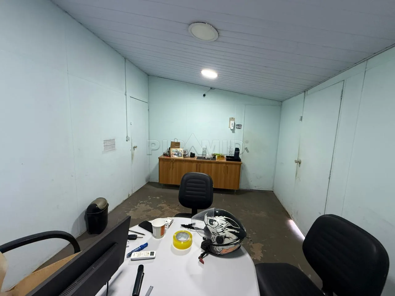 Alugar Comercial / Galp&atilde;o  Barrac&atilde;o em Ribeir&atilde;o Preto R$ 15.000,00 - Foto 15