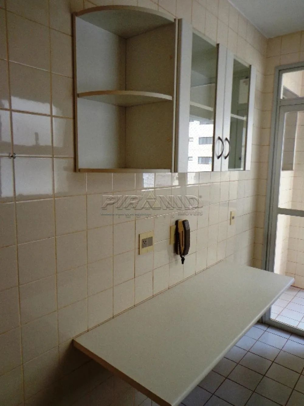 Alugar Apartamento / Padr&atilde;o em Ribeir&atilde;o Preto R$ 1.300,00 - Foto 19