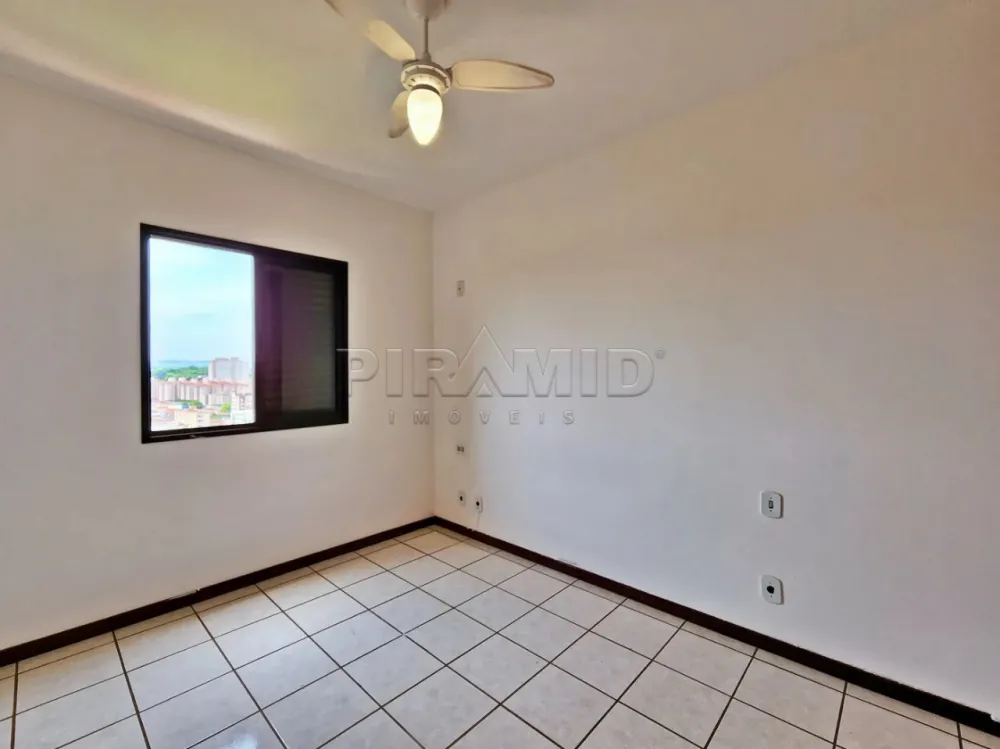 Alugar Apartamento / Padr&atilde;o em Ribeir&atilde;o Preto R$ 1.600,00 - Foto 4
