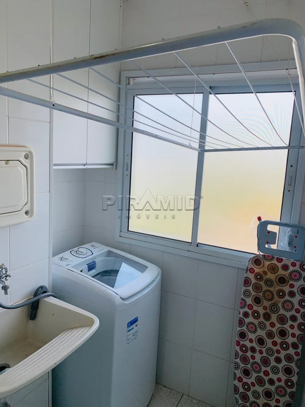 Alugar Apartamento / Padr&atilde;o em Ribeir&atilde;o Preto R$ 1.700,00 - Foto 13