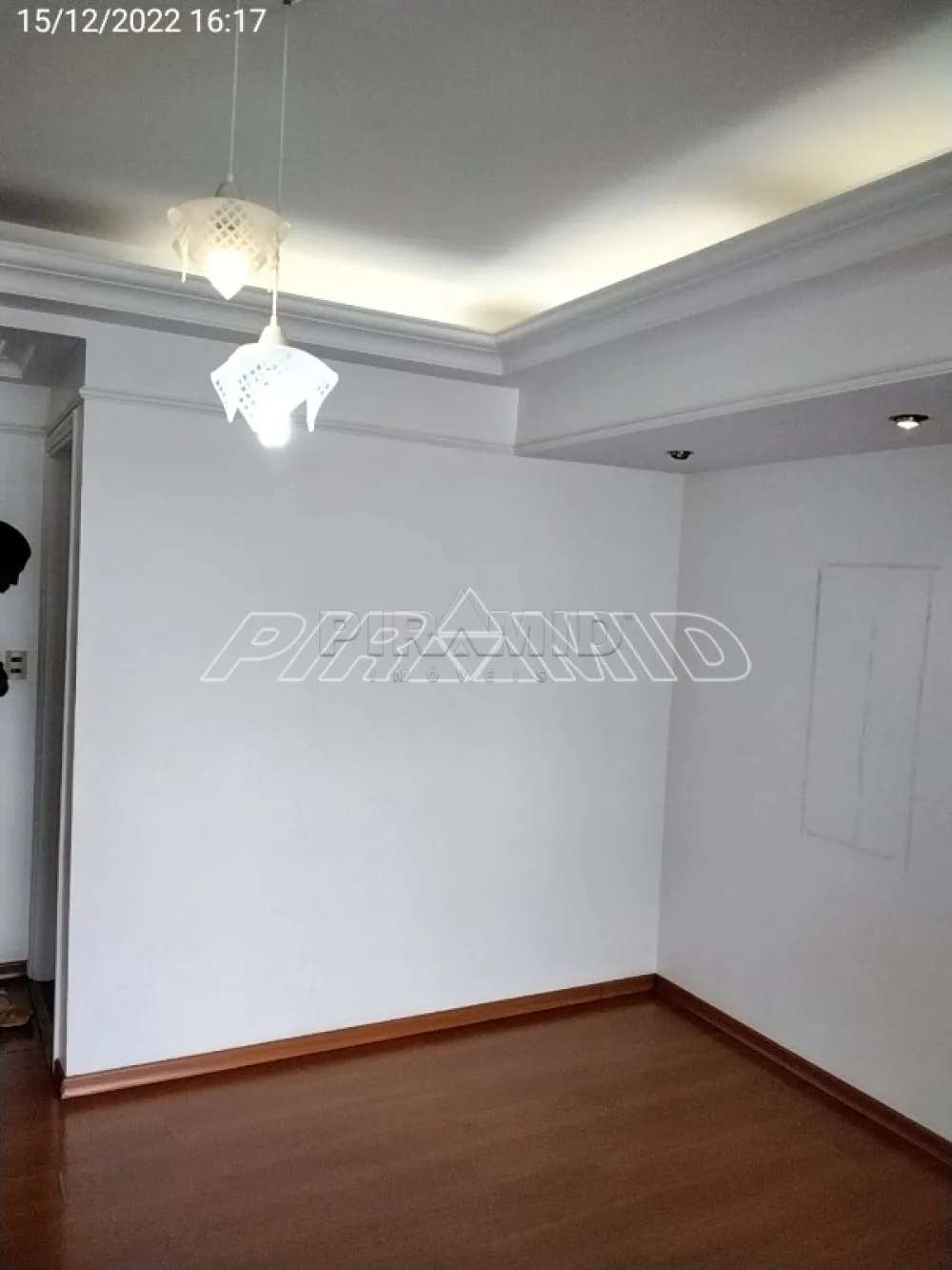 Alugar Apartamento / Padr&atilde;o em Ribeir&atilde;o Preto R$ 1.300,00 - Foto 2