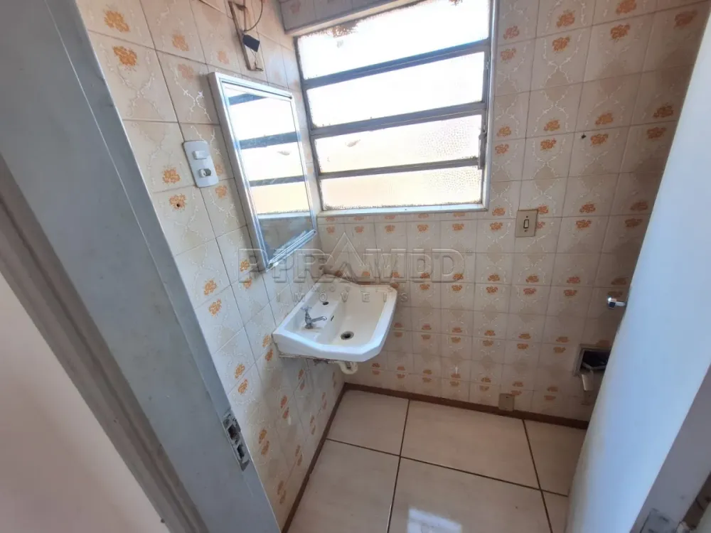 Alugar Casa / Padr&atilde;o em Ribeir&atilde;o Preto R$ 3.000,00 - Foto 18