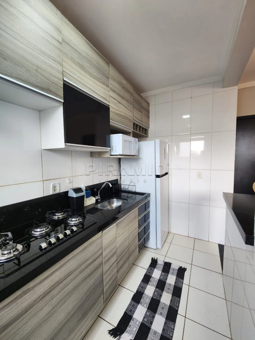 Alugar Apartamento / Padr&atilde;o em Ribeir&atilde;o Preto R$ 1.900,00 - Foto 8