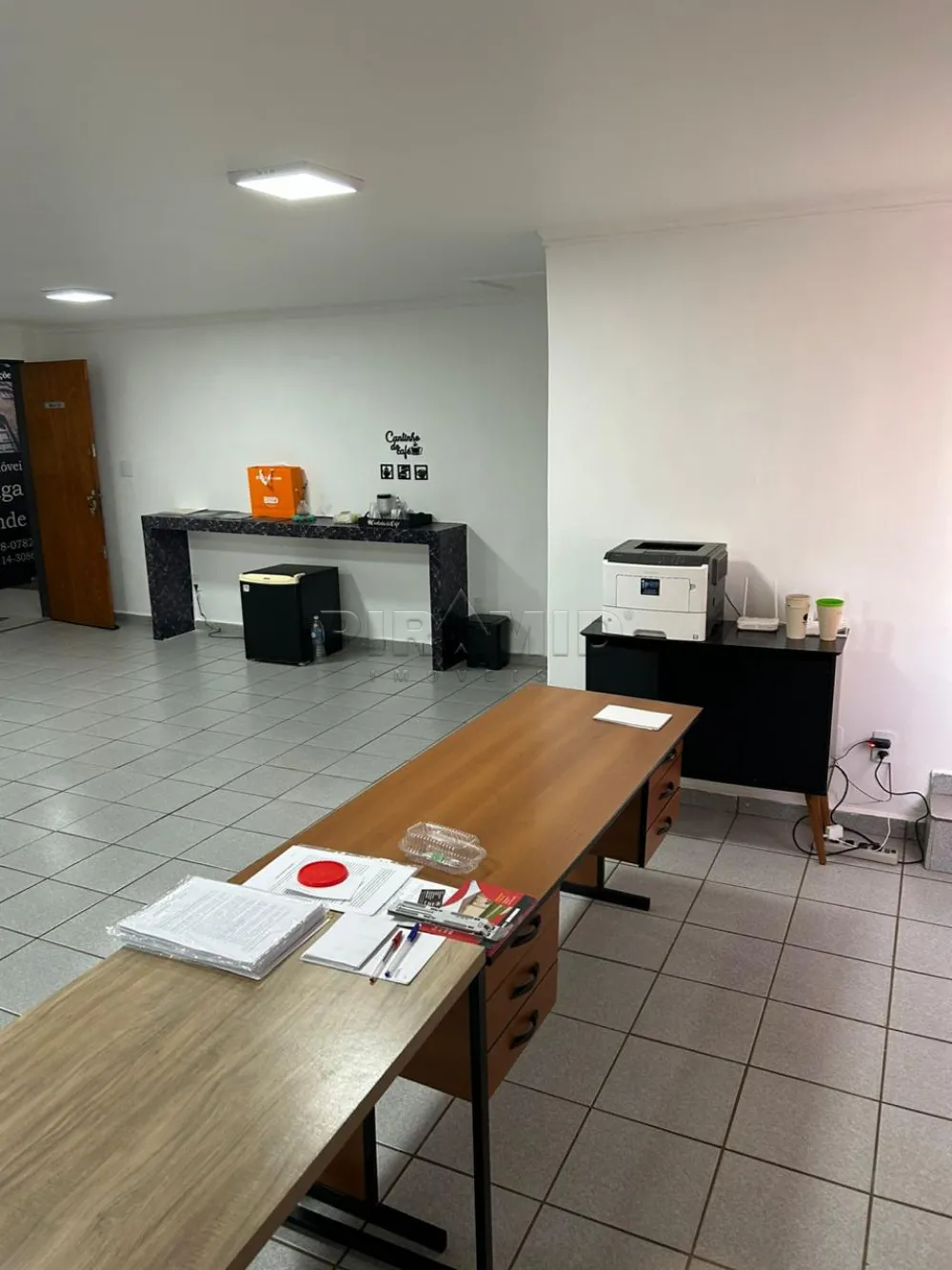 Alugar Comercial / Sal&atilde;o em Ribeir&atilde;o Preto R$ 1.530,00 - Foto 3