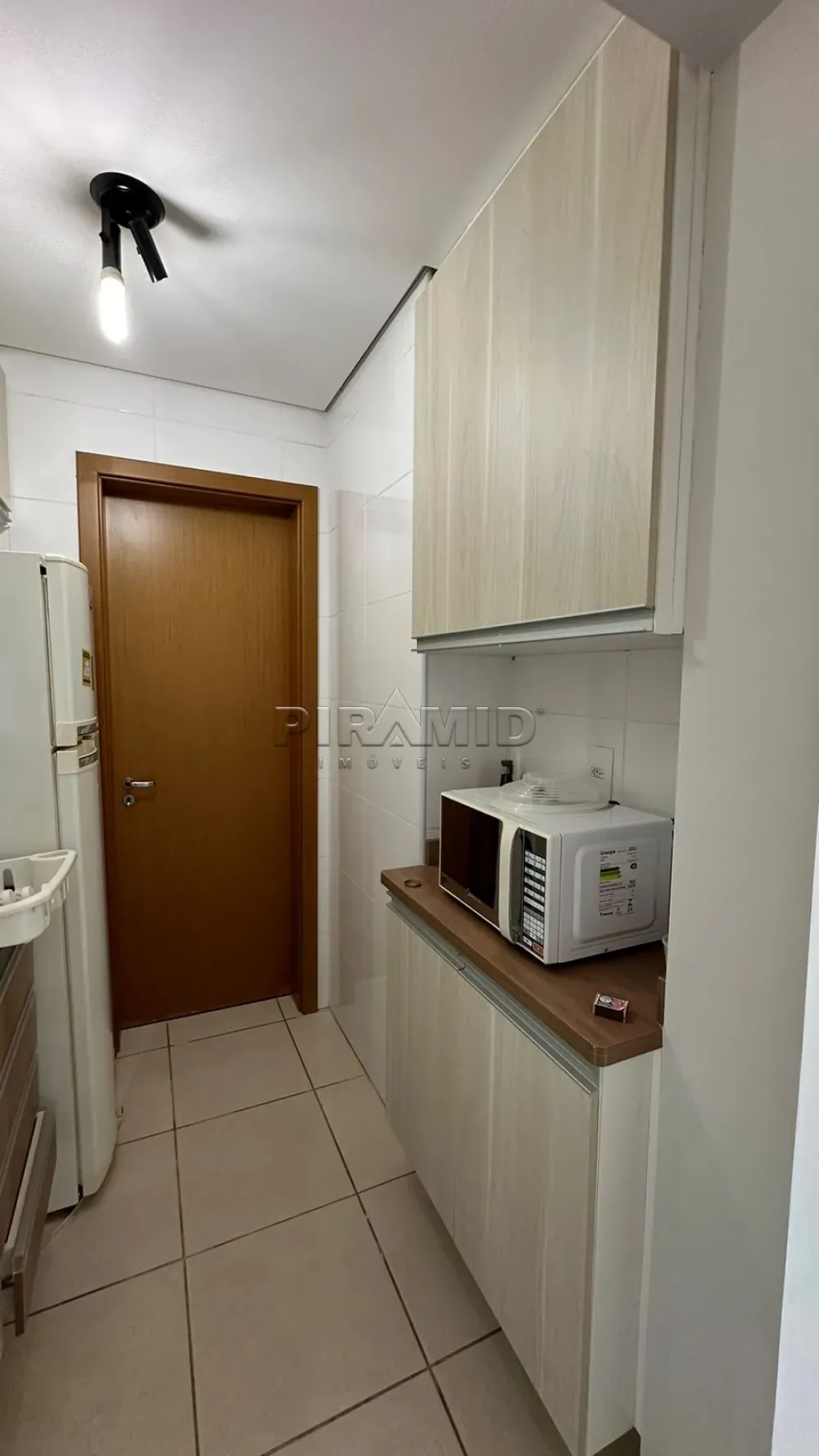 Alugar Apartamento / Padr&atilde;o em Ribeir&atilde;o Preto R$ 2.000,00 - Foto 12