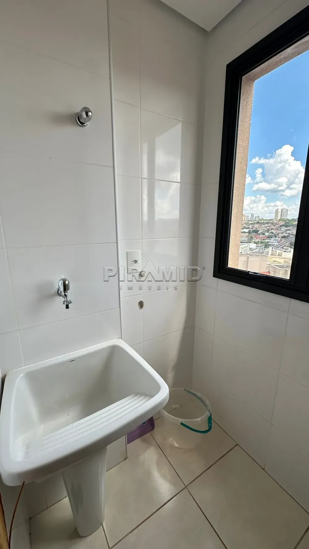 Alugar Apartamento / Padr&atilde;o em Ribeir&atilde;o Preto R$ 2.000,00 - Foto 14