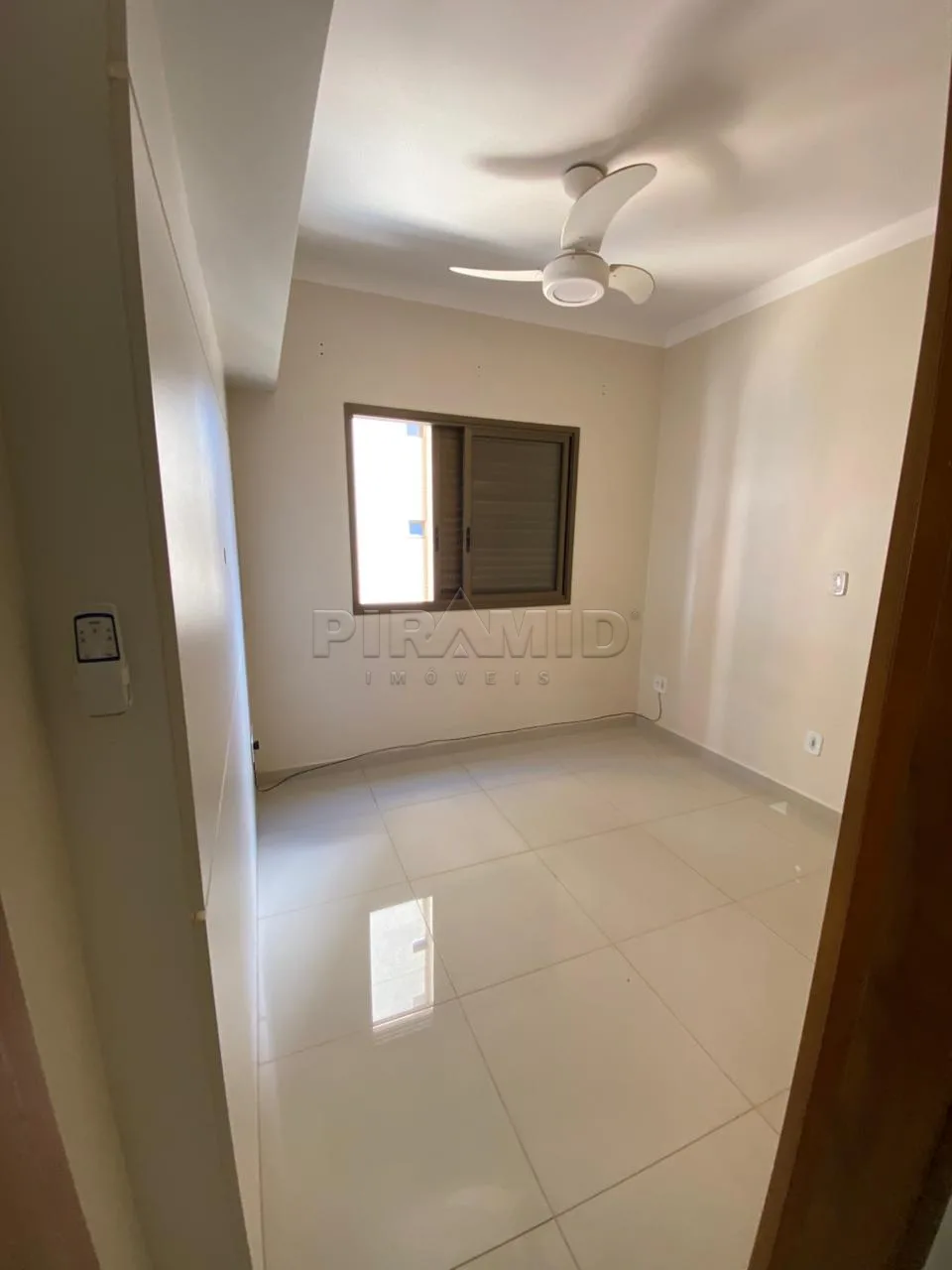 Alugar Apartamento / Padr&atilde;o em Ribeir&atilde;o Preto R$ 4.300,00 - Foto 9