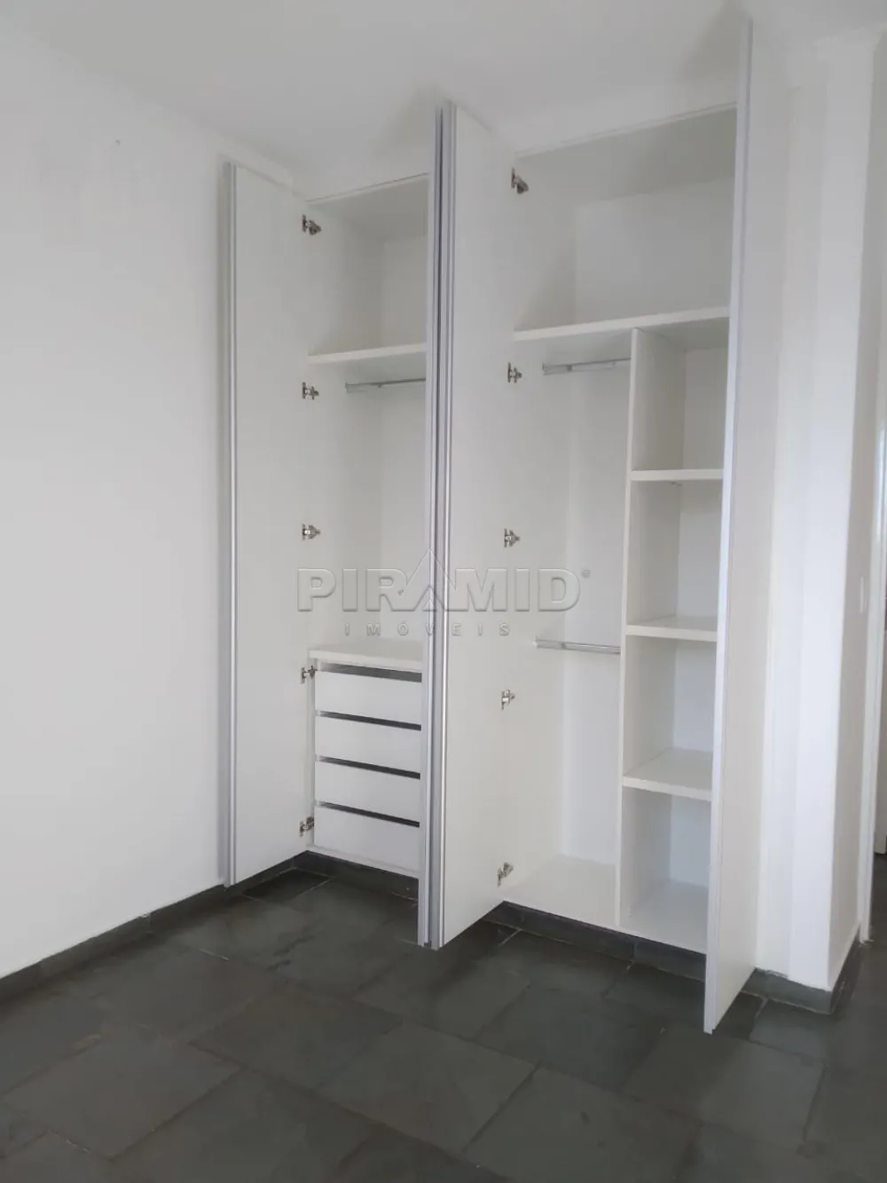 Alugar Apartamento / Padr&atilde;o em Ribeir&atilde;o Preto R$ 1.100,00 - Foto 10