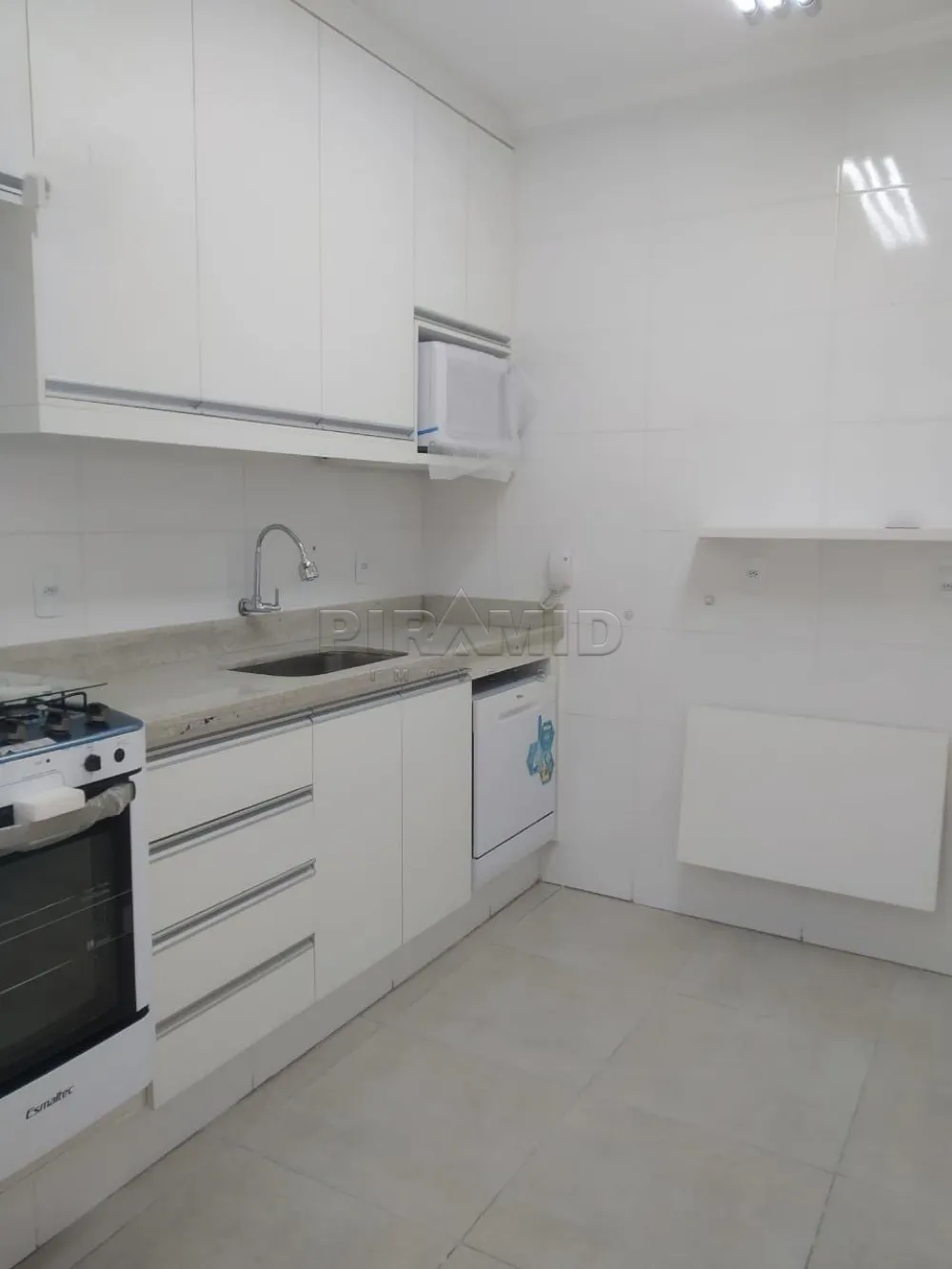 Alugar Apartamento / Padr&atilde;o em Ribeir&atilde;o Preto R$ 1.100,00 - Foto 13