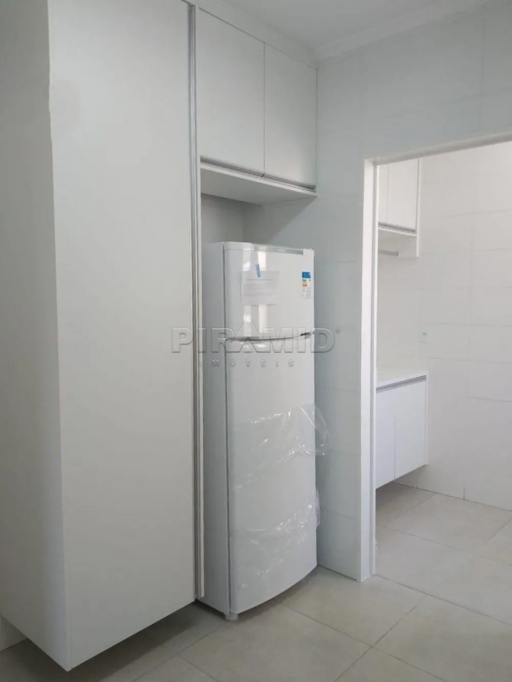 Alugar Apartamento / Padr&atilde;o em Ribeir&atilde;o Preto R$ 1.100,00 - Foto 14