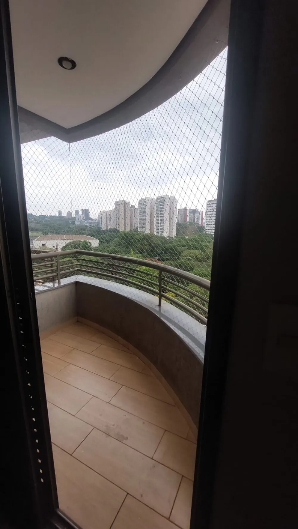 Alugar Apartamento / Padr&atilde;o em Ribeir&atilde;o Preto R$ 1.500,00 - Foto 7