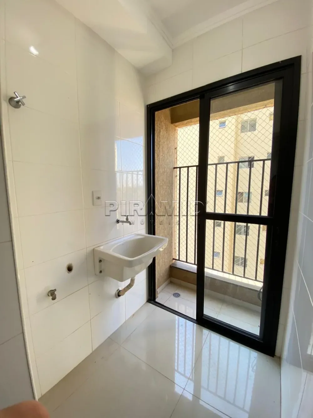 Alugar Apartamento / Padr&atilde;o em Ribeir&atilde;o Preto R$ 1.800,00 - Foto 10