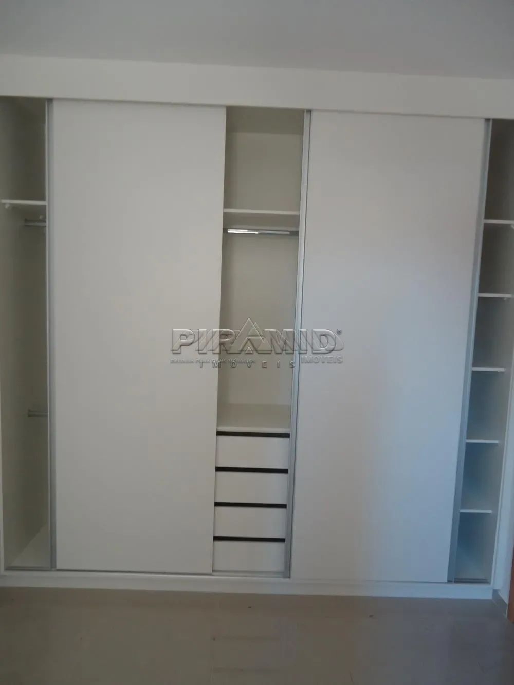 Alugar Apartamento / Padr&atilde;o em Ribeir&atilde;o Preto R$ 1.800,00 - Foto 7