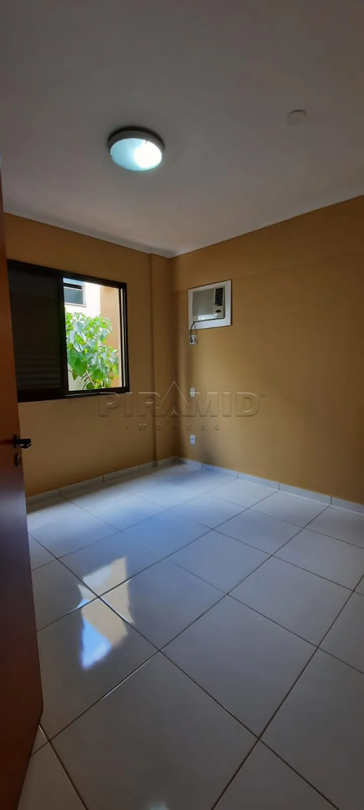 Alugar Apartamento / Padr&atilde;o em Ribeir&atilde;o Preto R$ 1.400,00 - Foto 6