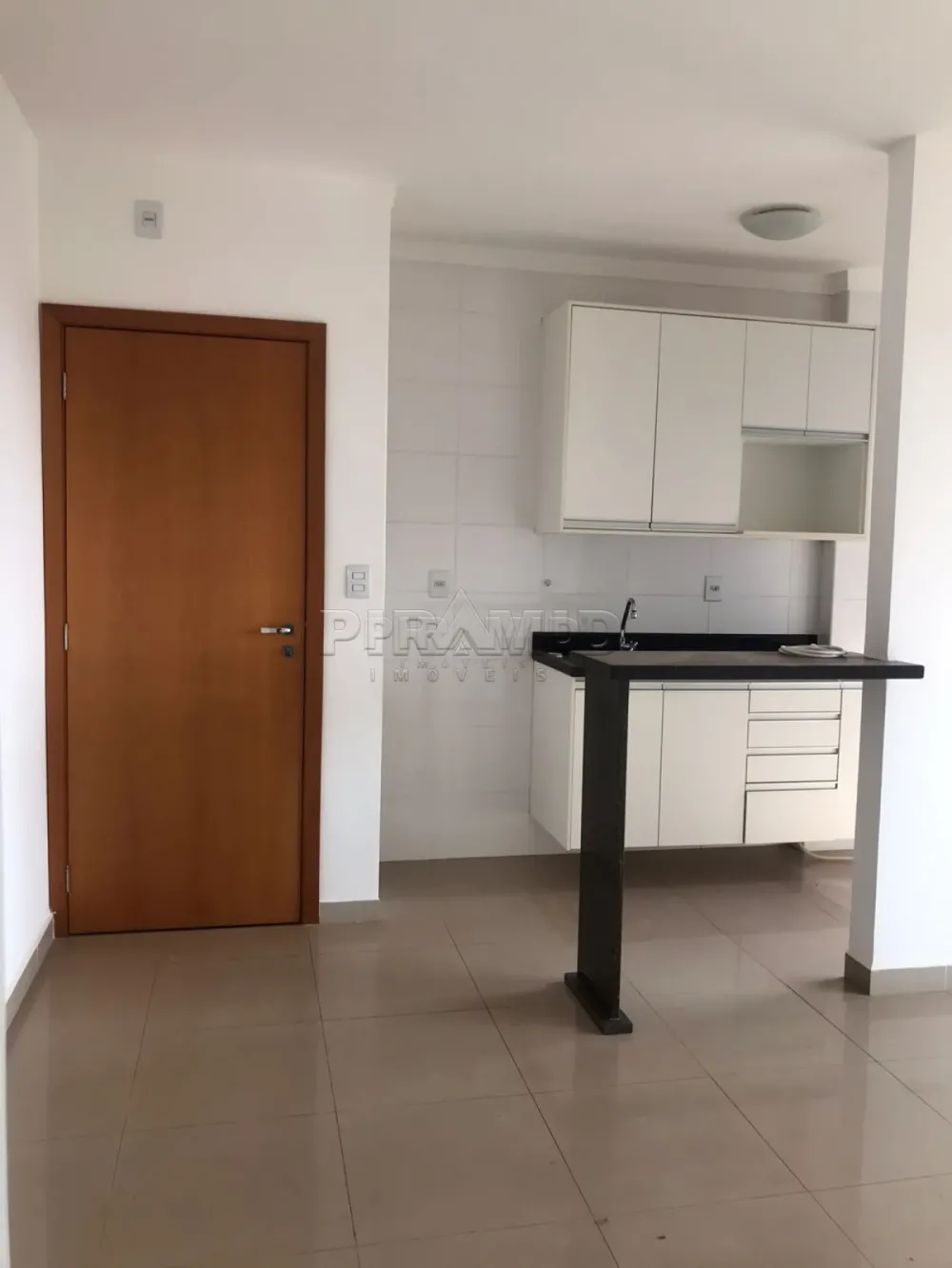 Alugar Apartamento / Padr&atilde;o em Ribeir&atilde;o Preto R$ 1.700,00 - Foto 3