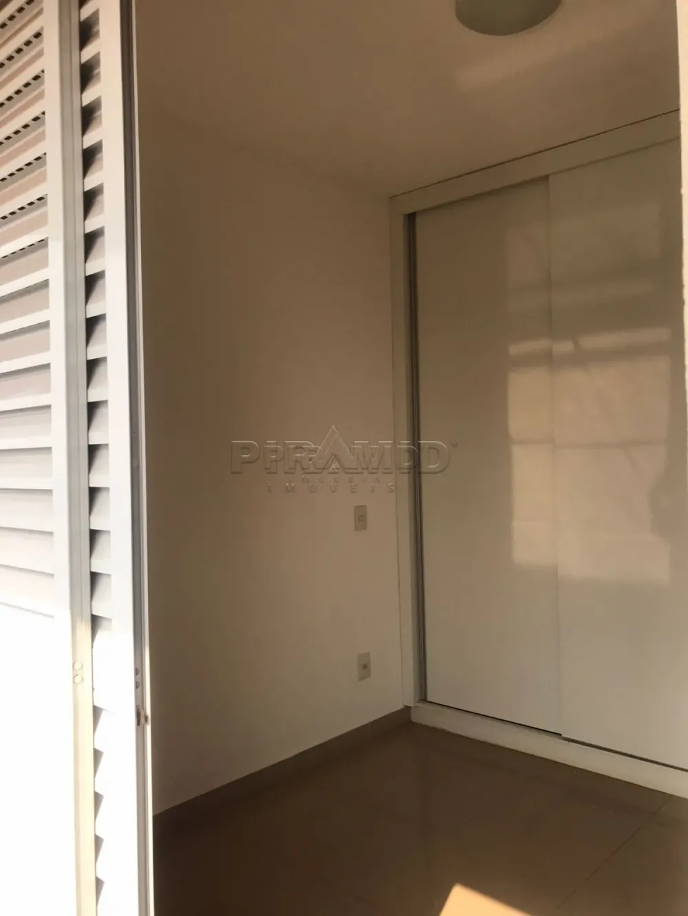 Alugar Apartamento / Padr&atilde;o em Ribeir&atilde;o Preto R$ 1.700,00 - Foto 11