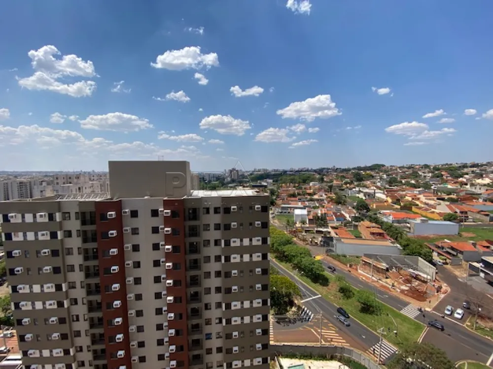 Alugar Apartamento / Padr&atilde;o em Ribeir&atilde;o Preto R$ 2.300,00 - Foto 4