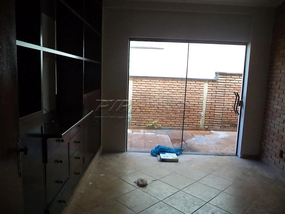 Alugar Casa / Padr&atilde;o em Ribeir&atilde;o Preto R$ 11.000,00 - Foto 2