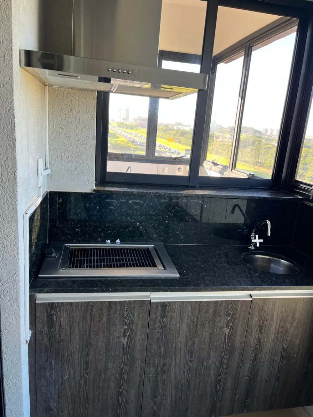 Alugar Apartamento / Padr&atilde;o em Ribeir&atilde;o Preto R$ 2.290,00 - Foto 4