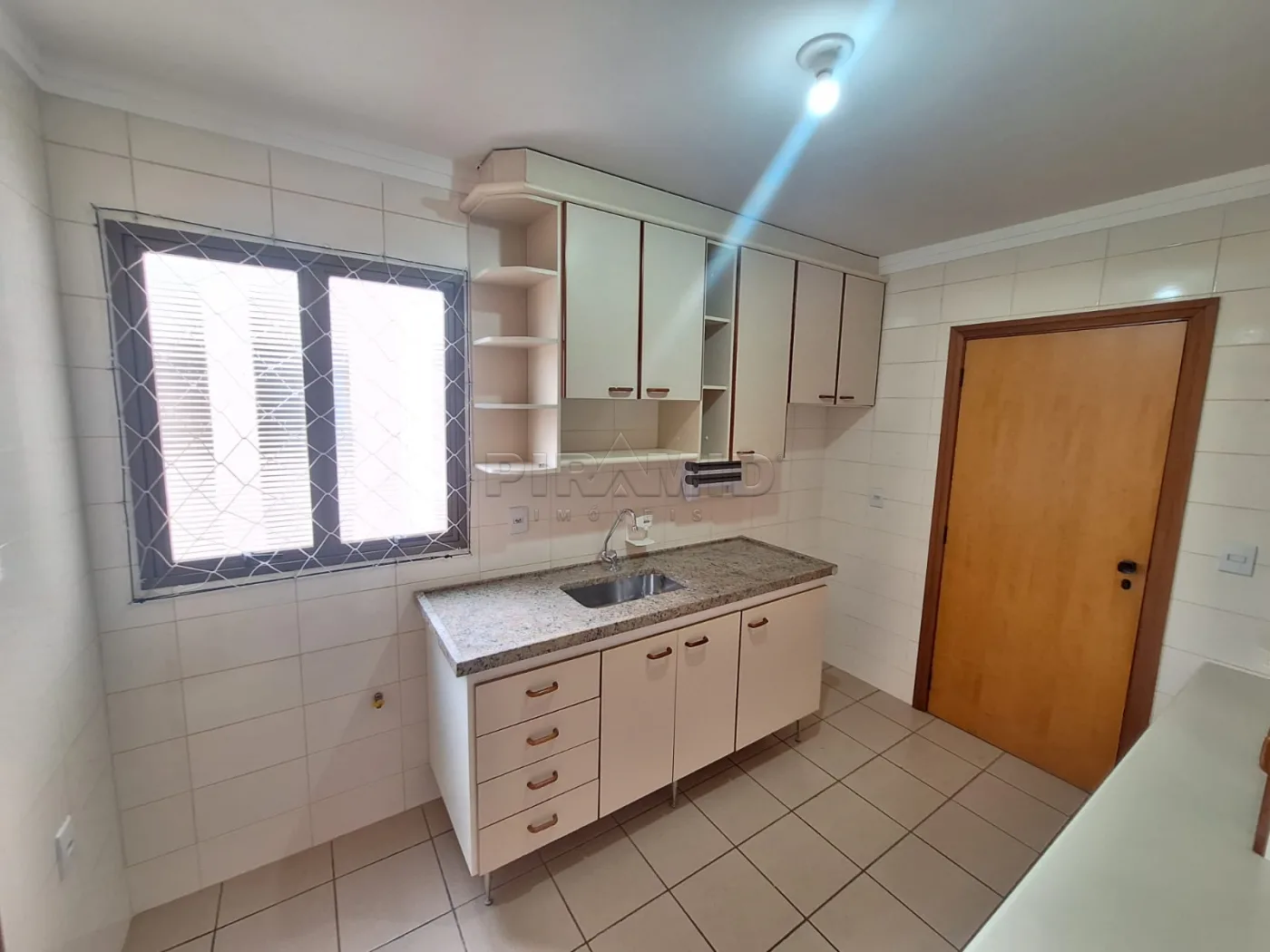 Comprar Apartamento / Padr&atilde;o em Ribeir&atilde;o Preto R$ 490.000,00 - Foto 19