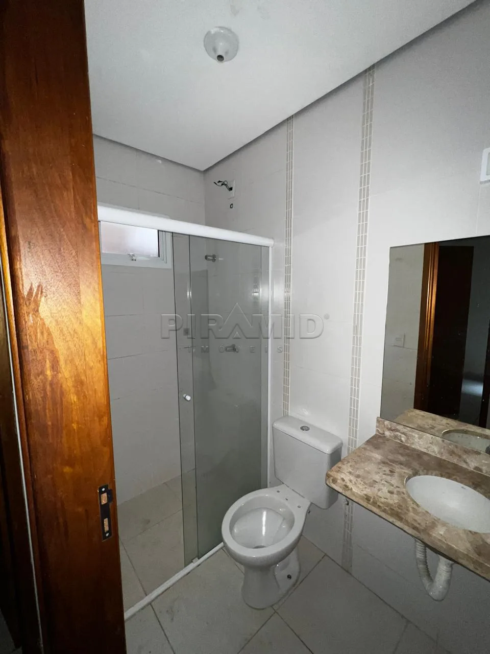 Alugar Apartamento / Padr&atilde;o em Ribeir&atilde;o Preto R$ 1.100,00 - Foto 7