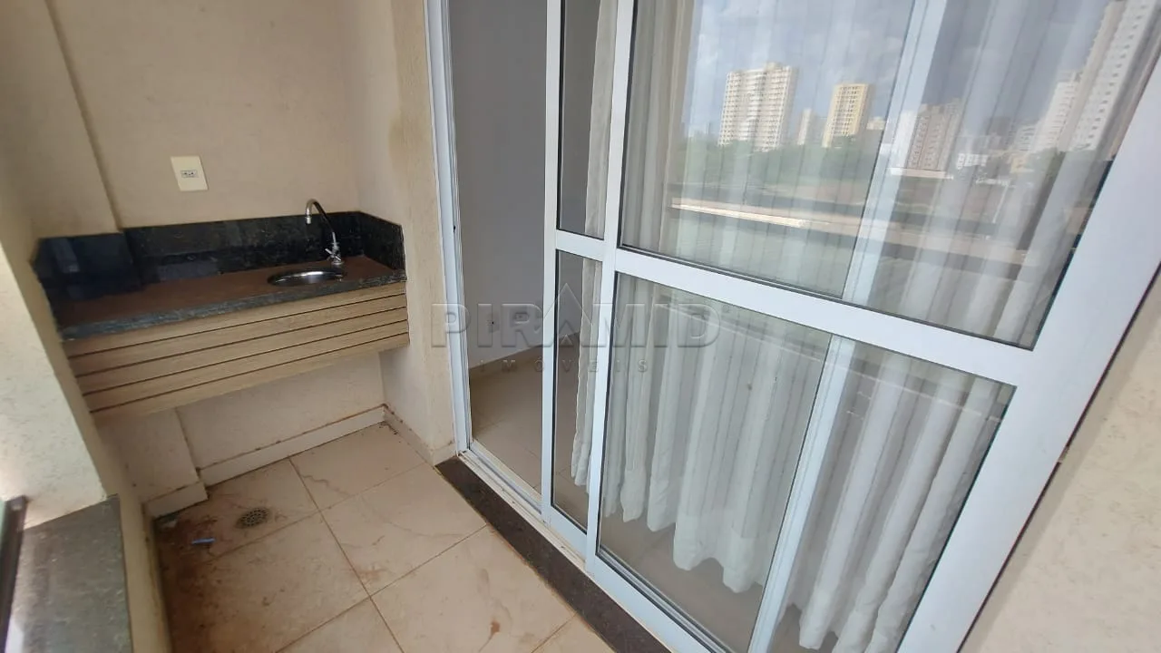 Alugar Apartamento / Padr&atilde;o em Ribeir&atilde;o Preto R$ 1.650,00 - Foto 4