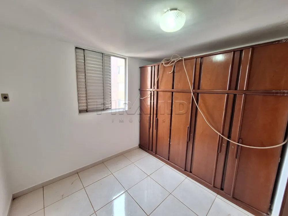 Alugar Apartamento / Padr&atilde;o em Ribeir&atilde;o Preto R$ 1.100,00 - Foto 4