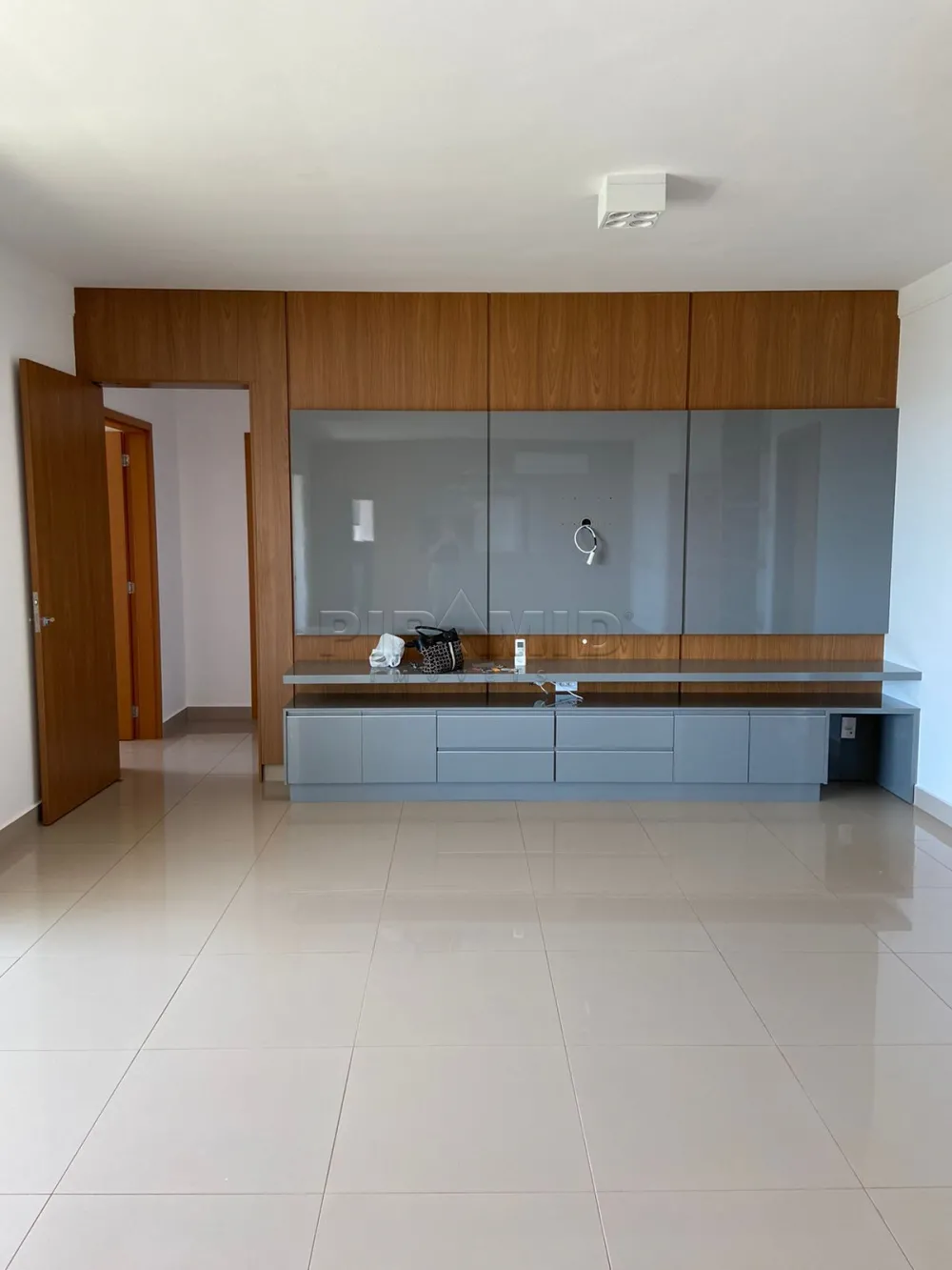 Alugar Apartamento / Padr&atilde;o em Ribeir&atilde;o Preto R$ 6.300,00 - Foto 13