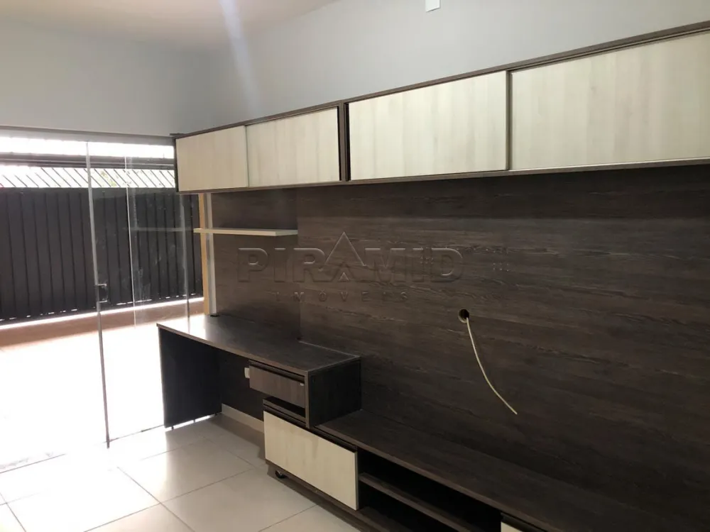Alugar Casa / Padr&atilde;o em Ribeir&atilde;o Preto R$ 1.200,00 - Foto 4