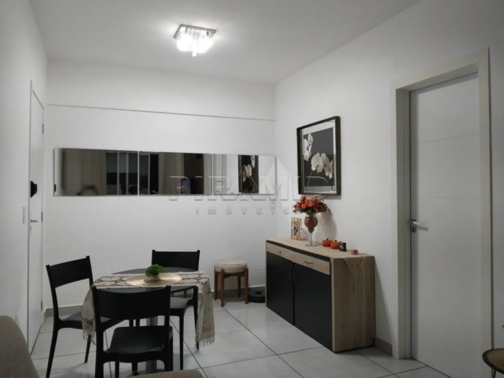 Alugar Apartamento / Padr&atilde;o em Ribeir&atilde;o Preto R$ 1.500,00 - Foto 1
