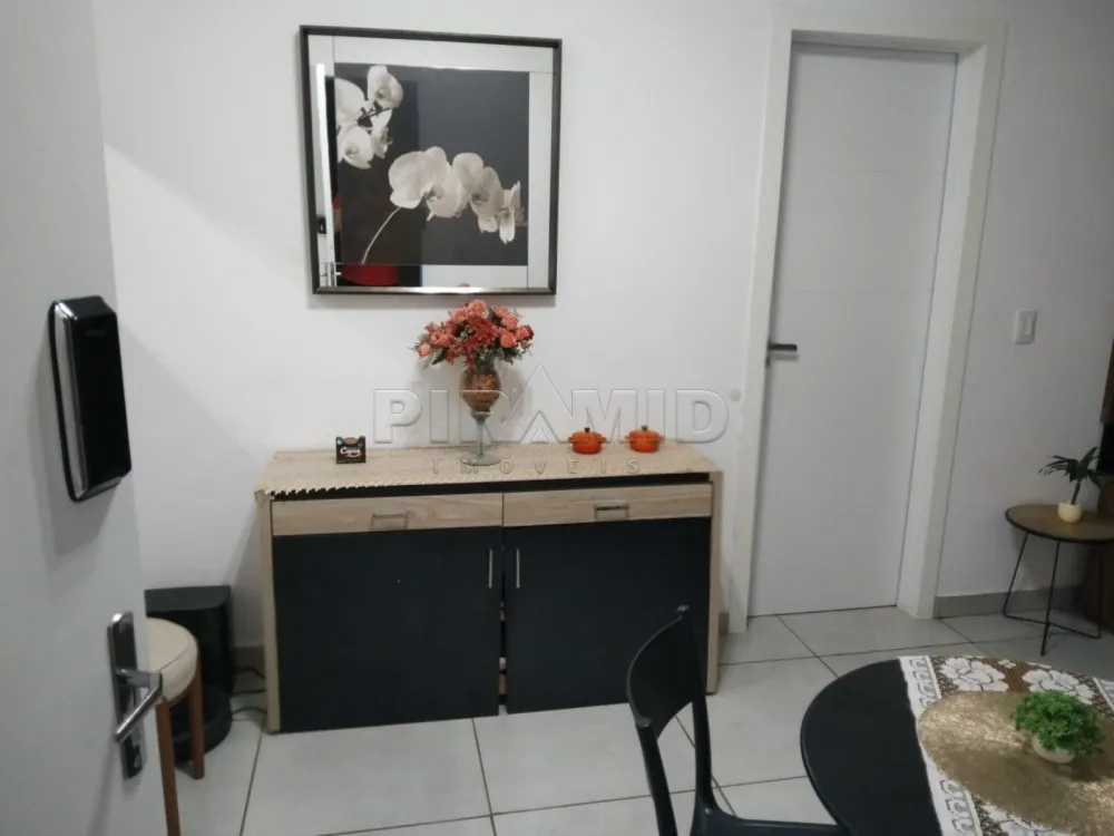 Alugar Apartamento / Padr&atilde;o em Ribeir&atilde;o Preto R$ 1.500,00 - Foto 2