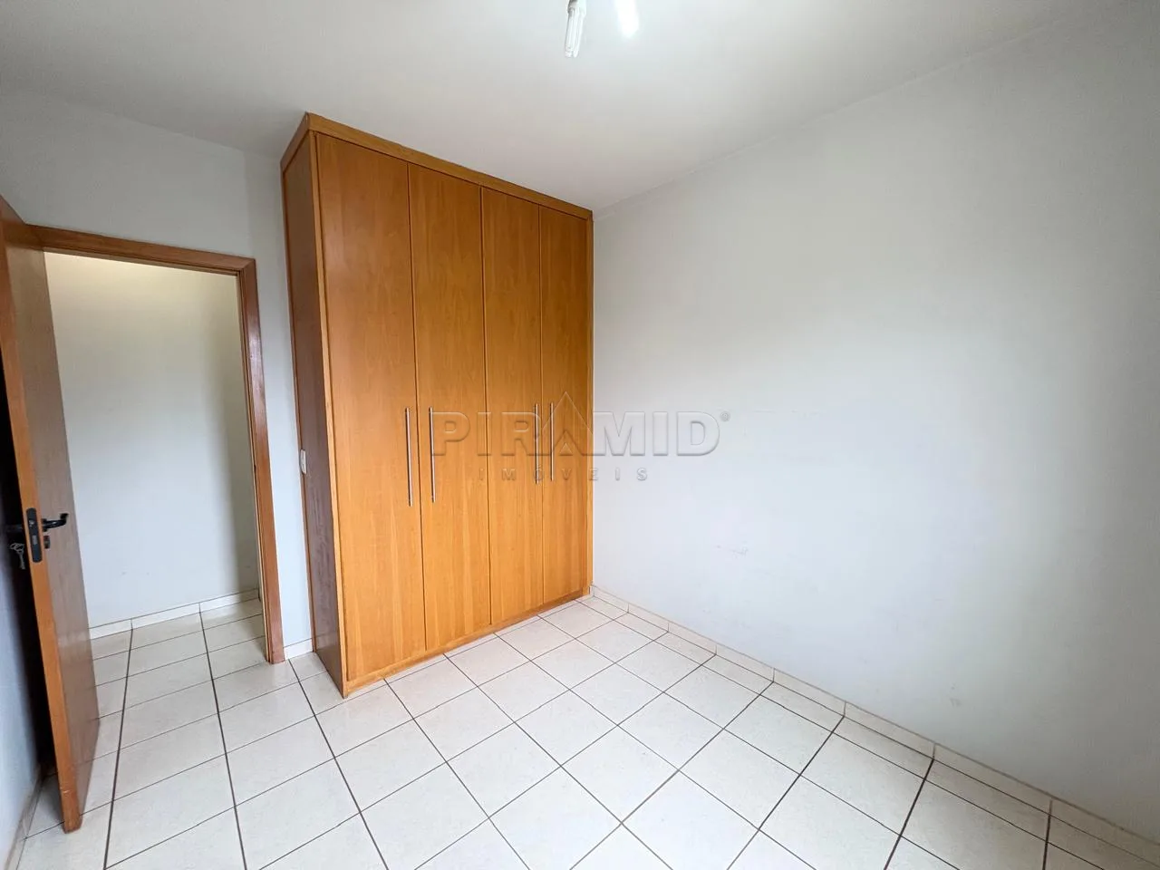 Alugar Apartamento / Padr&atilde;o em Ribeir&atilde;o Preto R$ 2.400,00 - Foto 10