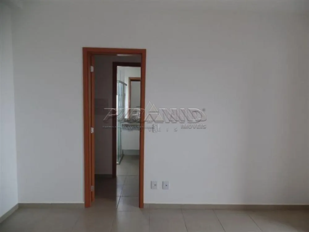 Alugar Apartamento / Padr&atilde;o em Ribeir&atilde;o Preto R$ 1.800,00 - Foto 4