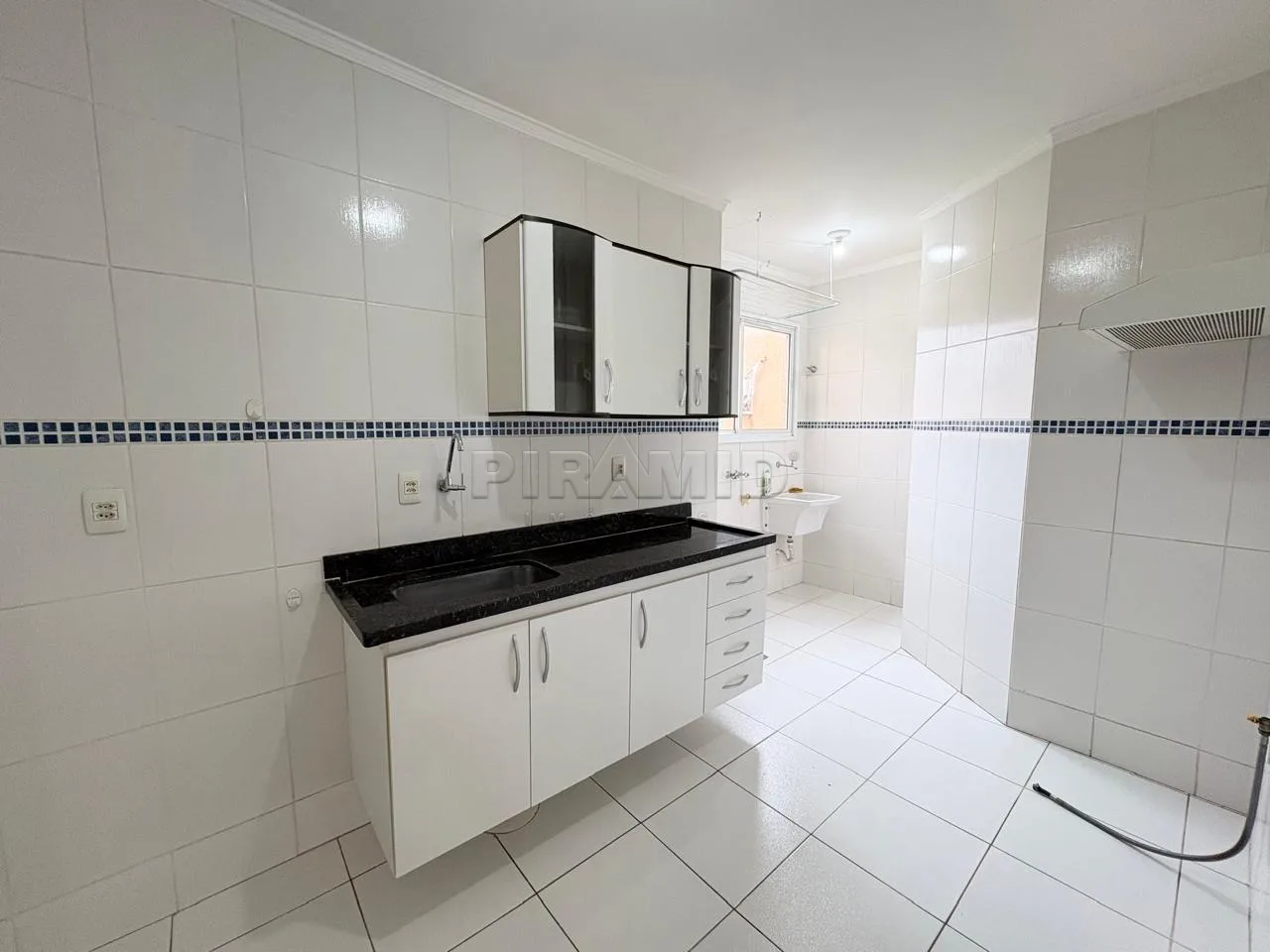Comprar Apartamento / Padr&atilde;o em Ribeir&atilde;o Preto R$ 290.000,00 - Foto 3