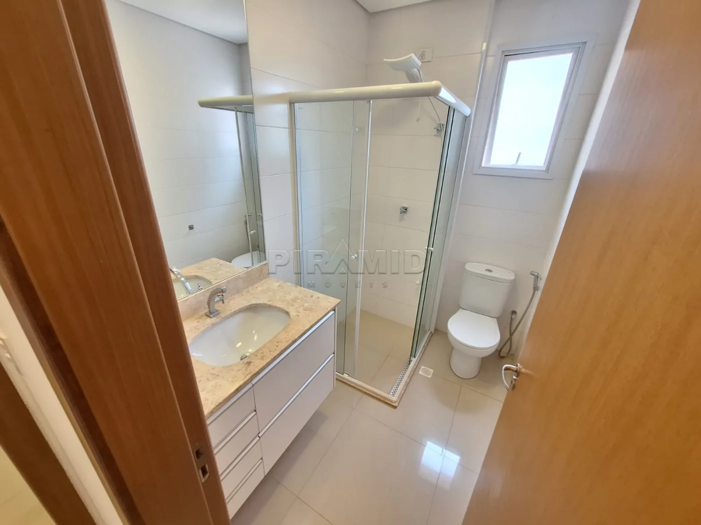 Alugar Apartamento / Padr&atilde;o em Ribeir&atilde;o Preto R$ 5.500,00 - Foto 16