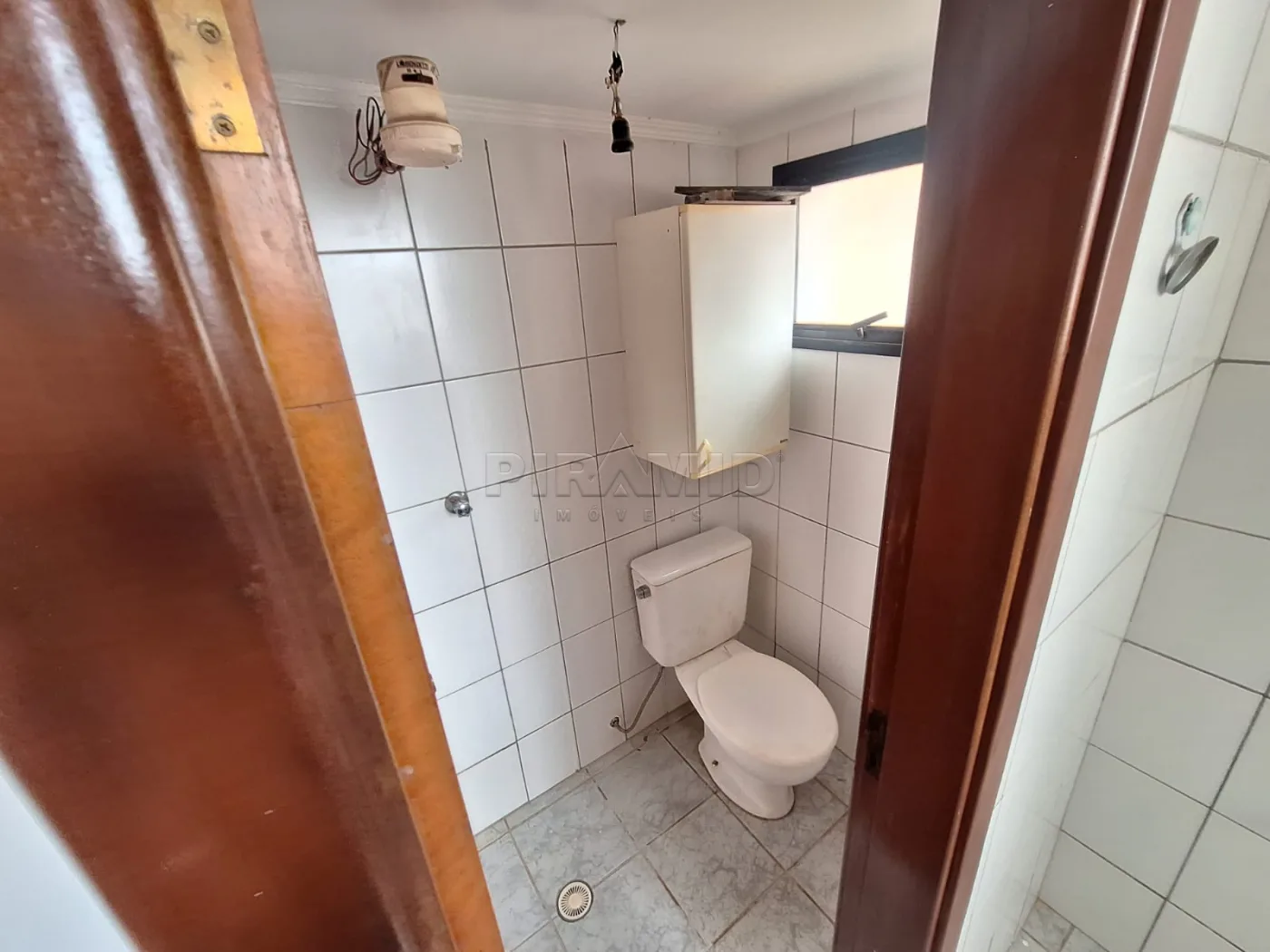 Alugar Apartamento / Padr&atilde;o em Ribeir&atilde;o Preto R$ 1.000,00 - Foto 13