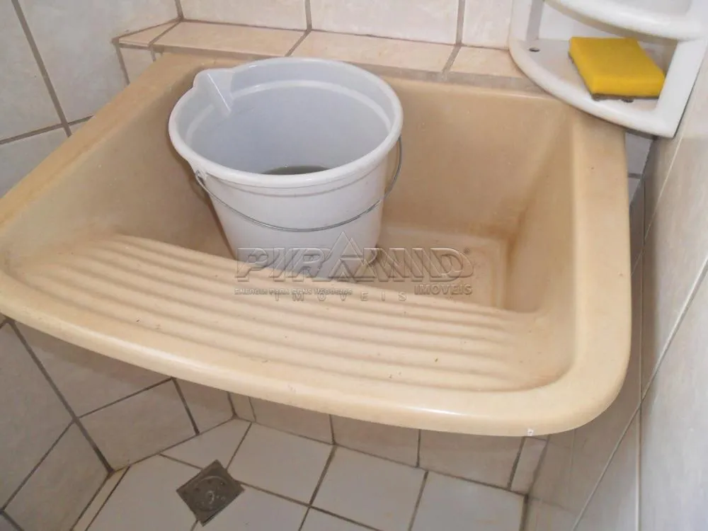 Alugar Apartamento / Padr&atilde;o em Ribeir&atilde;o Preto R$ 1.200,00 - Foto 17