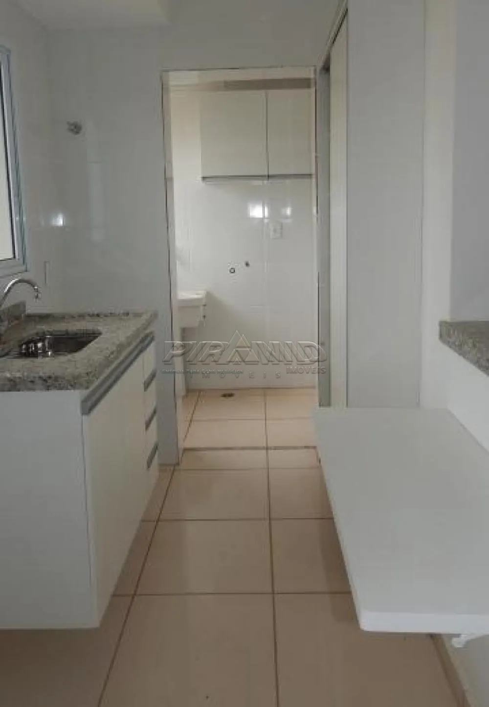 Alugar Apartamento / Padr&atilde;o em Ribeir&atilde;o Preto R$ 1.100,00 - Foto 5