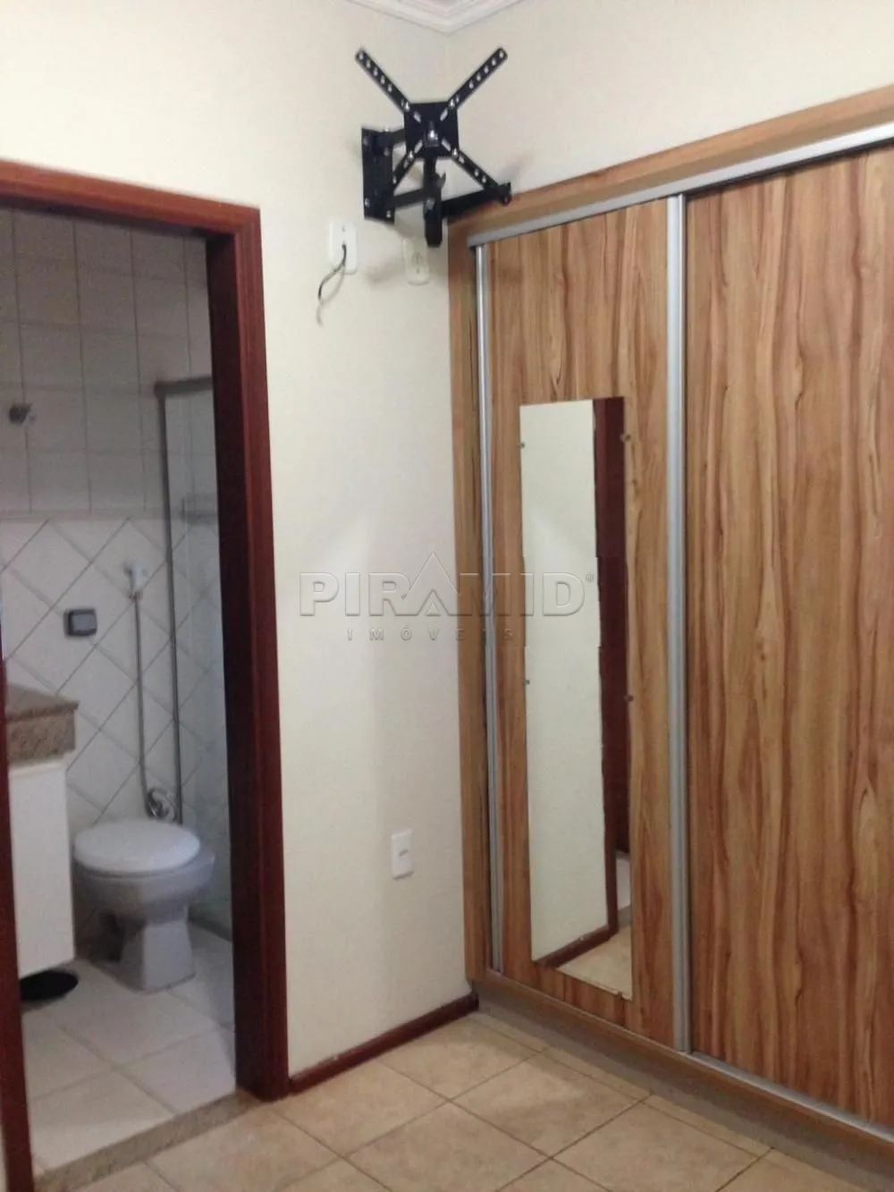 Alugar Apartamento / Padr&atilde;o em Ribeir&atilde;o Preto R$ 850,00 - Foto 8