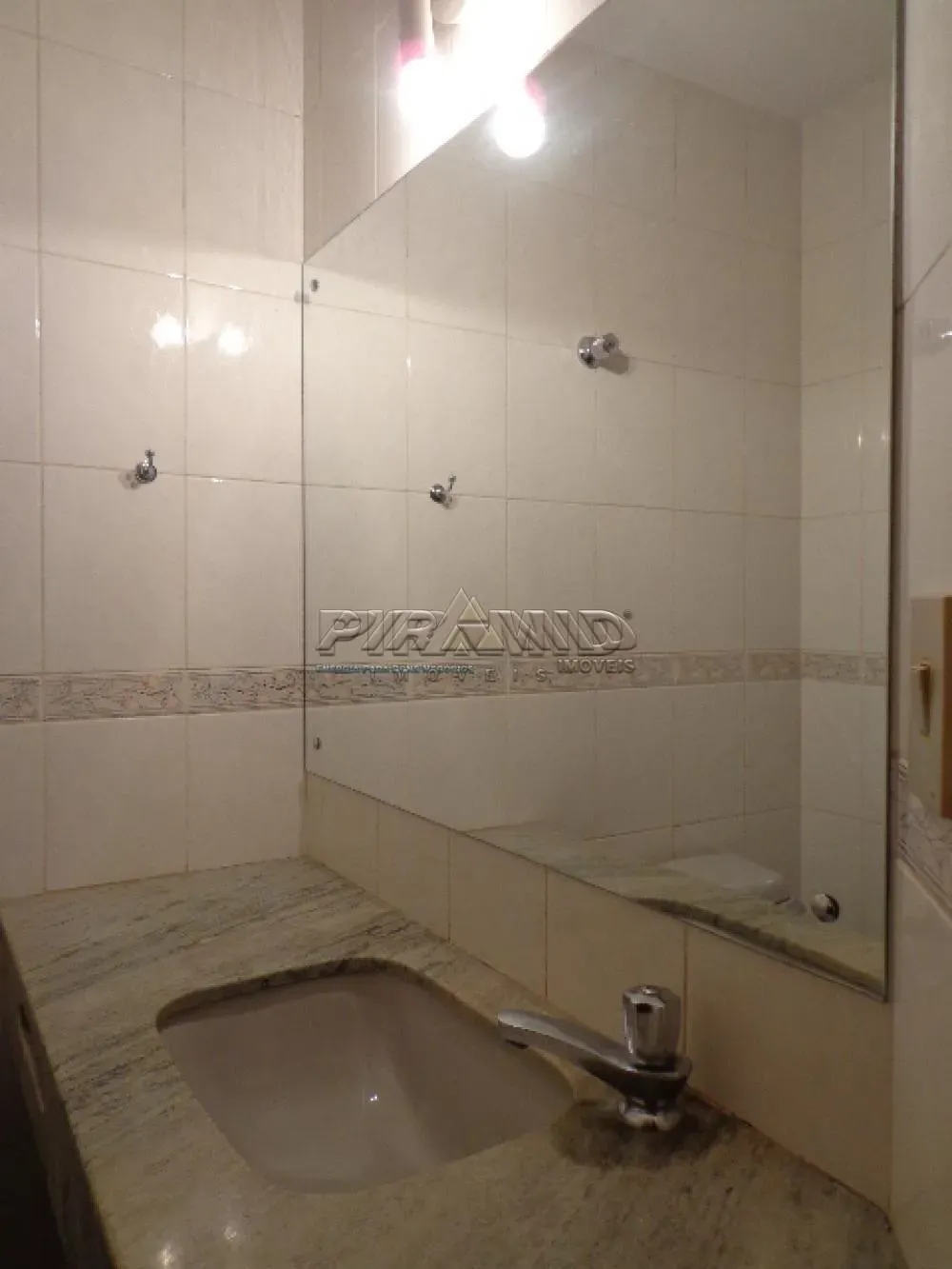 Alugar Apartamento / Padr&atilde;o em Ribeir&atilde;o Preto R$ 1.900,00 - Foto 11