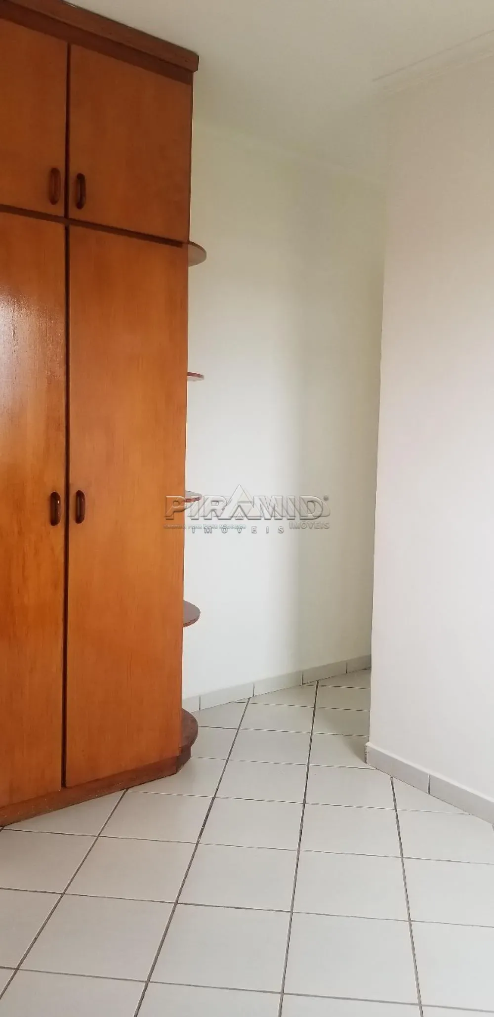 Alugar Apartamento / Padr&atilde;o em Ribeir&atilde;o Preto R$ 1.900,00 - Foto 12