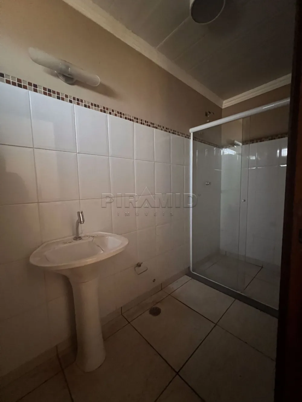 Alugar Comercial / Casa em Ribeir&atilde;o Preto R$ 4.000,00 - Foto 9