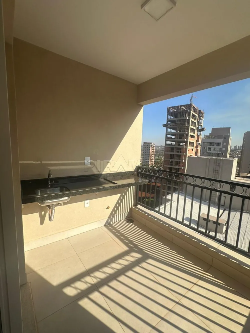 Alugar Apartamento / Padr&atilde;o em Ribeir&atilde;o Preto R$ 2.700,00 - Foto 2