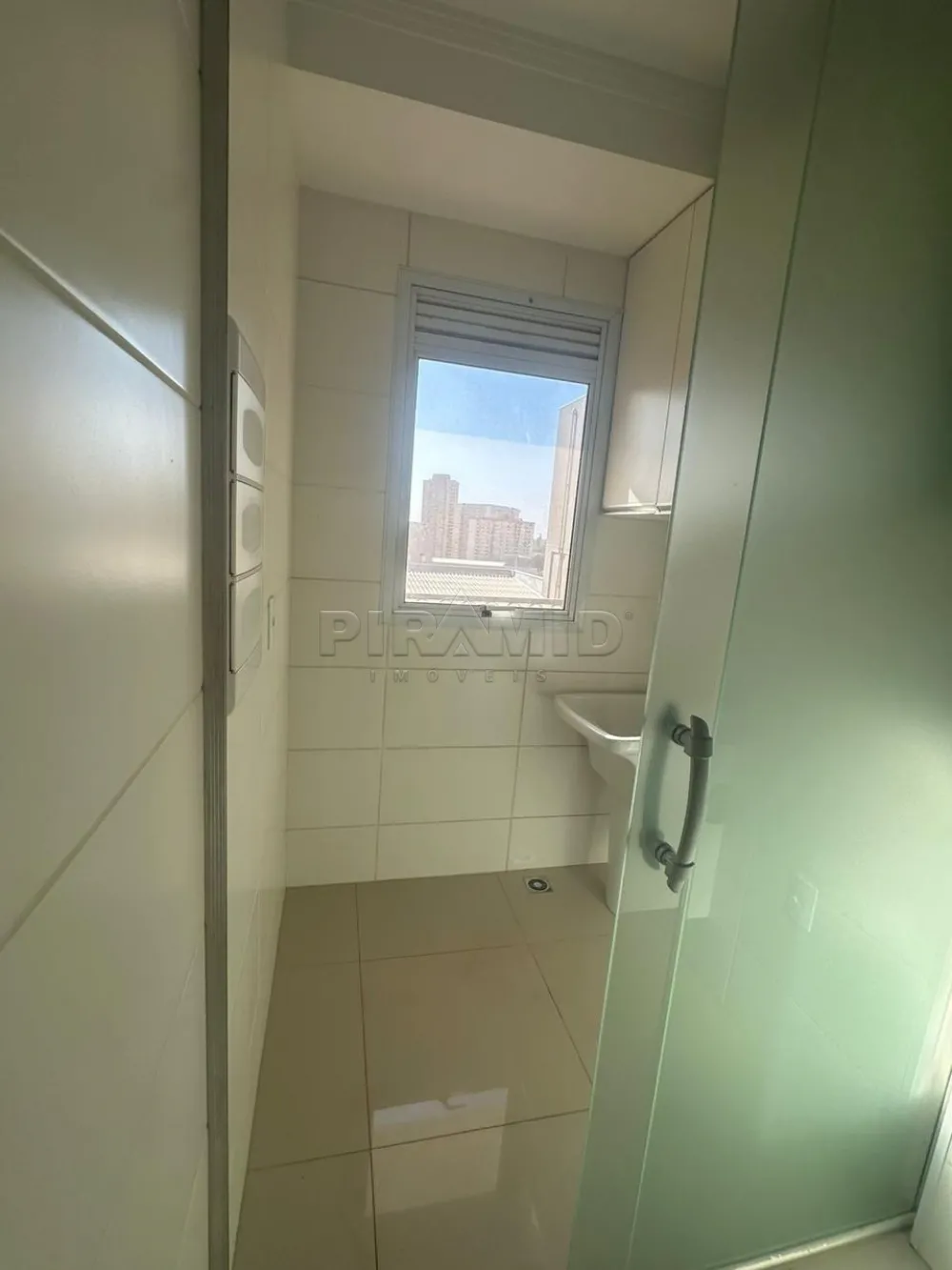 Alugar Apartamento / Padr&atilde;o em Ribeir&atilde;o Preto R$ 2.700,00 - Foto 16