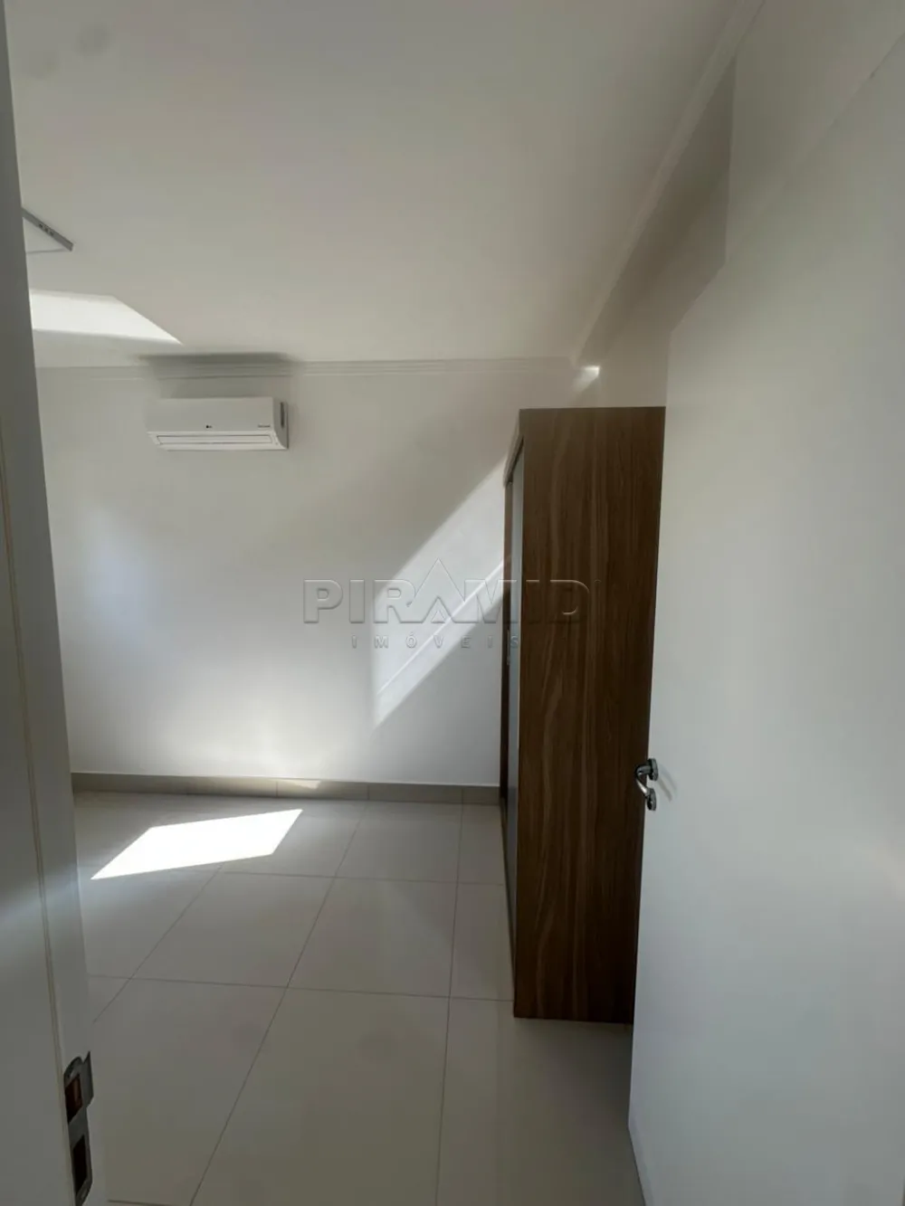 Alugar Apartamento / Padr&atilde;o em Ribeir&atilde;o Preto R$ 2.700,00 - Foto 5