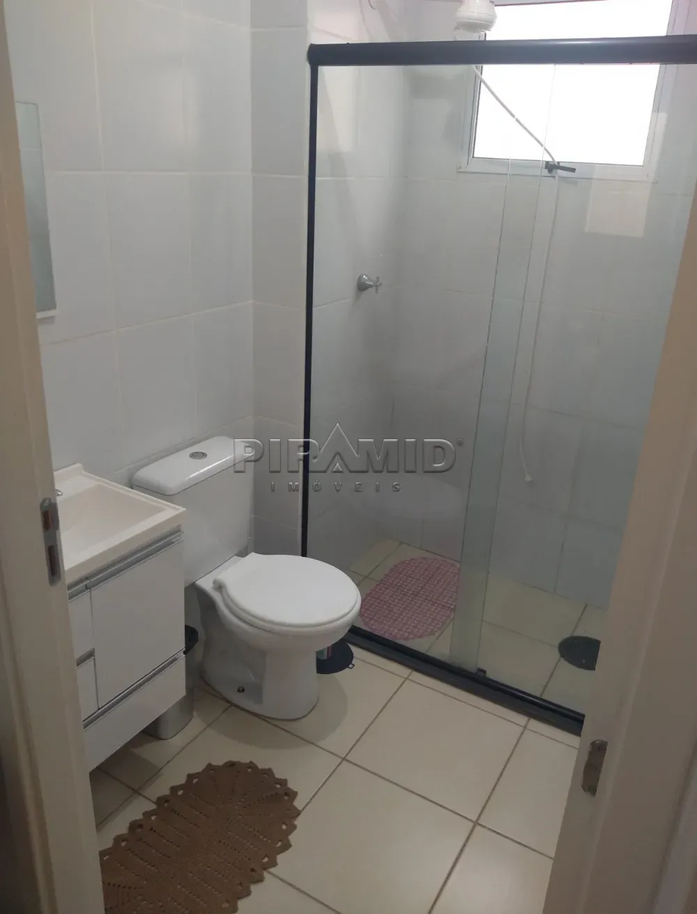 Alugar Apartamento / Padr&atilde;o em Ribeir&atilde;o Preto R$ 1.200,00 - Foto 4