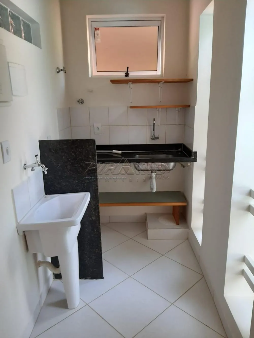Alugar Comercial / Casa em Ribeir&atilde;o Preto R$ 1.800,00 - Foto 8